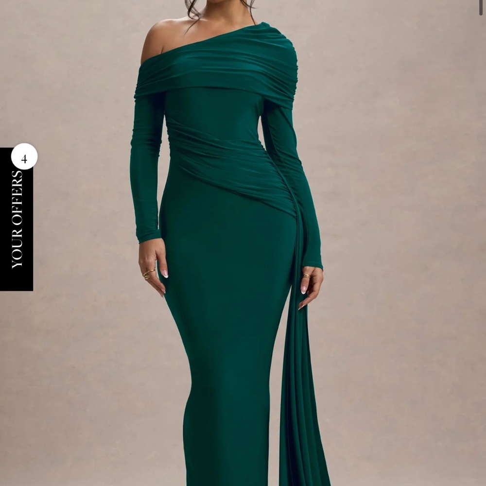 One-Shoulder Emerald Green Draped Evening Gown